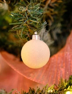 18 Mini Boules De Noël Blanches 3 Cm -Decoration Magasin 18 mini boules de noel blanches 3 cm 335915 2